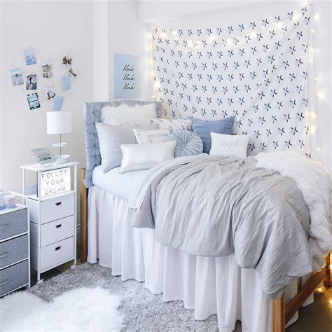 blue dorm room decor|neutral color dorm room.